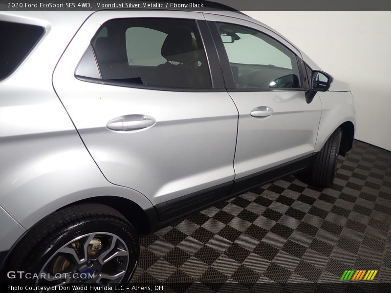 Moondust Silver Metallic / Ebony Black 2020 Ford EcoSport SES 4WD