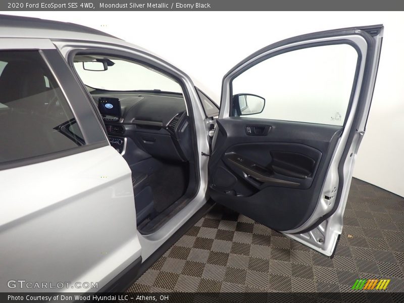 Moondust Silver Metallic / Ebony Black 2020 Ford EcoSport SES 4WD