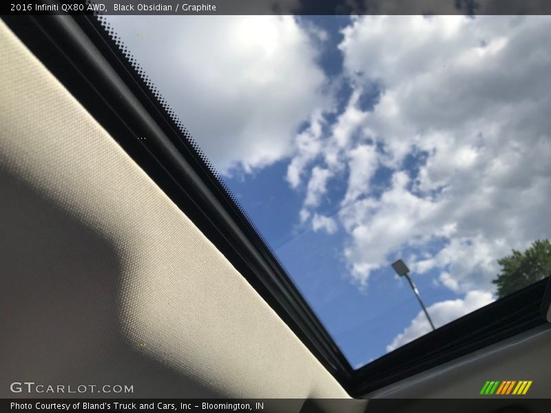 Black Obsidian / Graphite 2016 Infiniti QX80 AWD