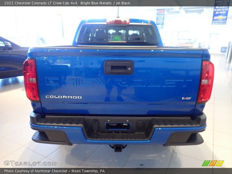 Bright Blue Metallic / Jet Black 2022 Chevrolet Colorado LT Crew Cab 4x4