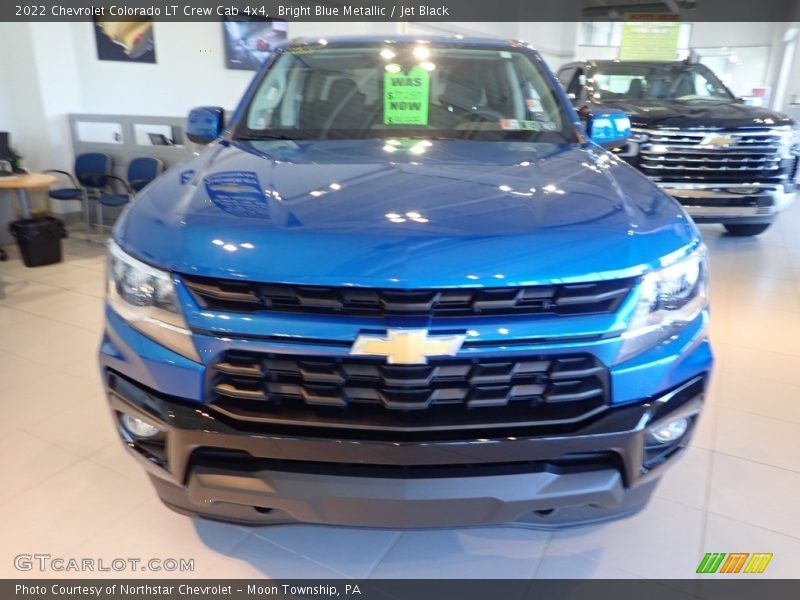 Bright Blue Metallic / Jet Black 2022 Chevrolet Colorado LT Crew Cab 4x4