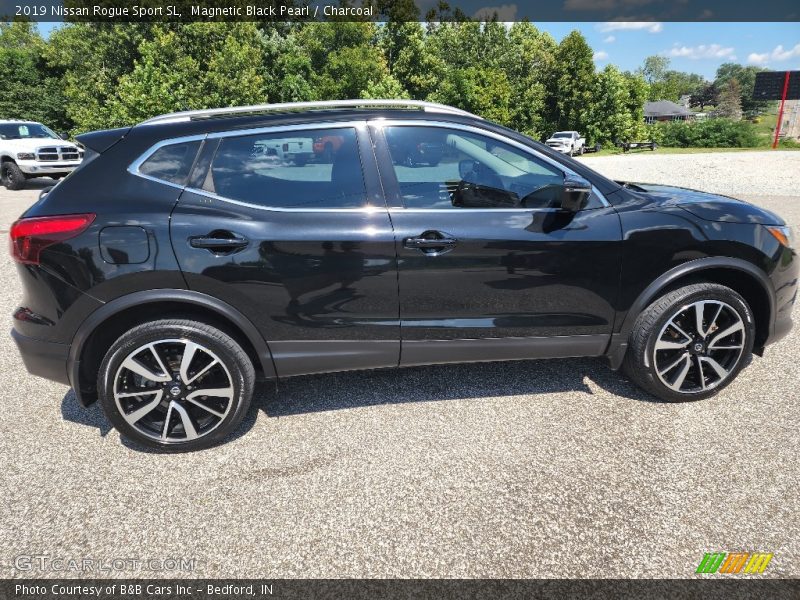  2019 Rogue Sport SL Magnetic Black Pearl