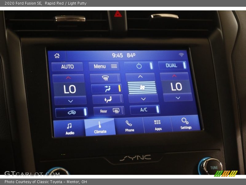 Rapid Red / Light Putty 2020 Ford Fusion SE