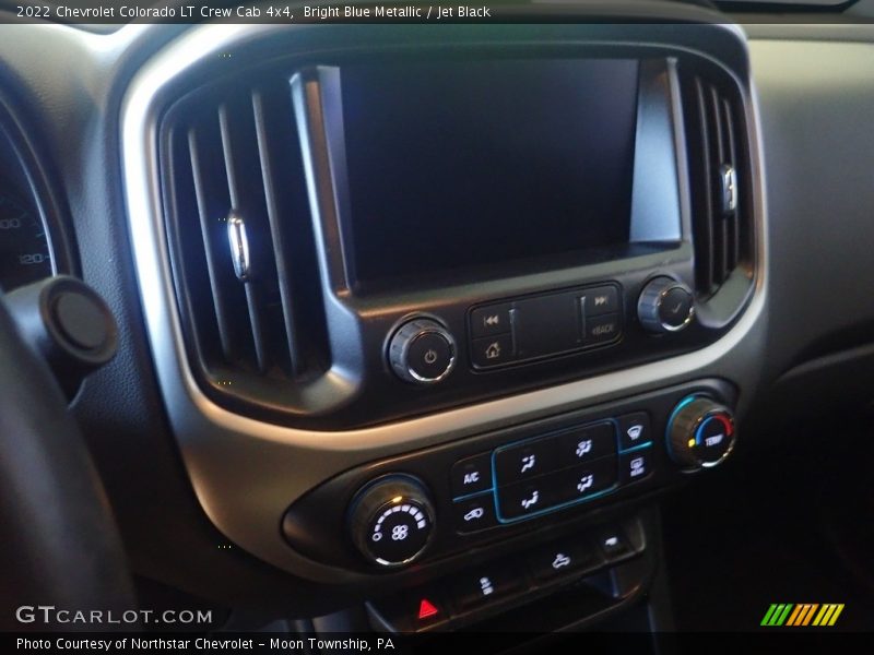 Bright Blue Metallic / Jet Black 2022 Chevrolet Colorado LT Crew Cab 4x4