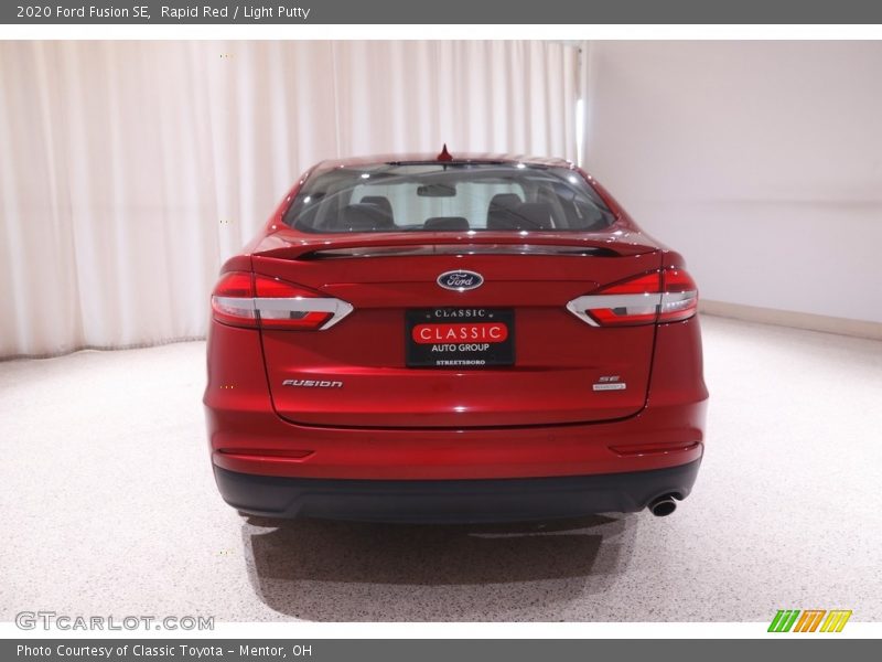 Rapid Red / Light Putty 2020 Ford Fusion SE