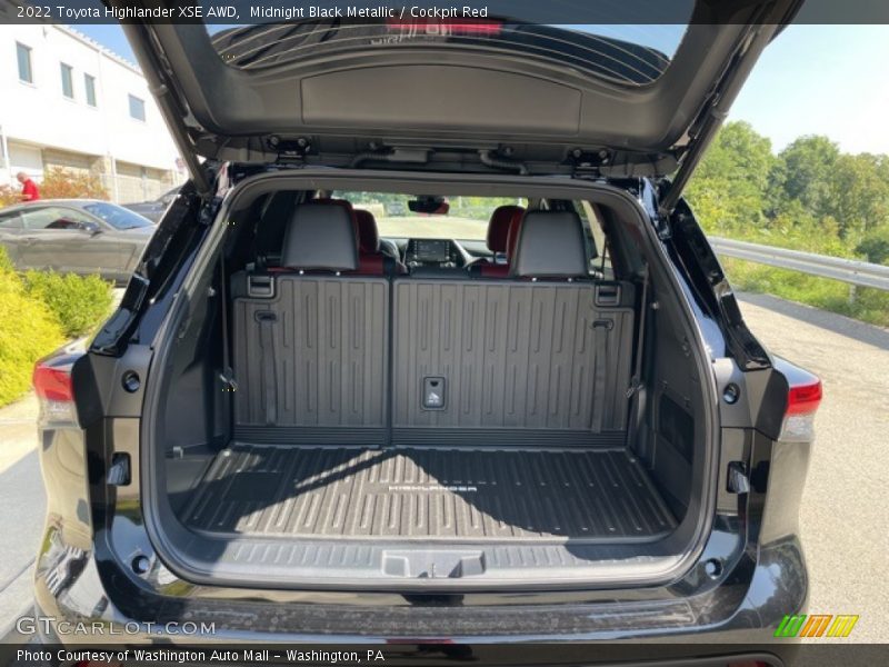  2022 Highlander XSE AWD Trunk