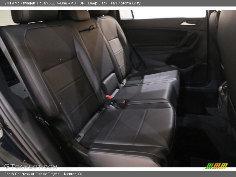 Deep Black Pearl / Storm Gray 2019 Volkswagen Tiguan SEL R-Line 4MOTION