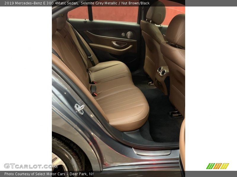 Selenite Grey Metallic / Nut Brown/Black 2019 Mercedes-Benz E 300 4Matic Sedan