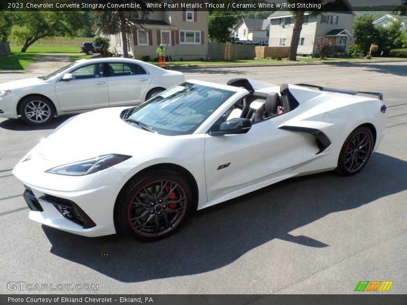 White Pearl Metallic Tricoat / Ceramic White w/Red Stitching 2023 Chevrolet Corvette Stingray Convertible