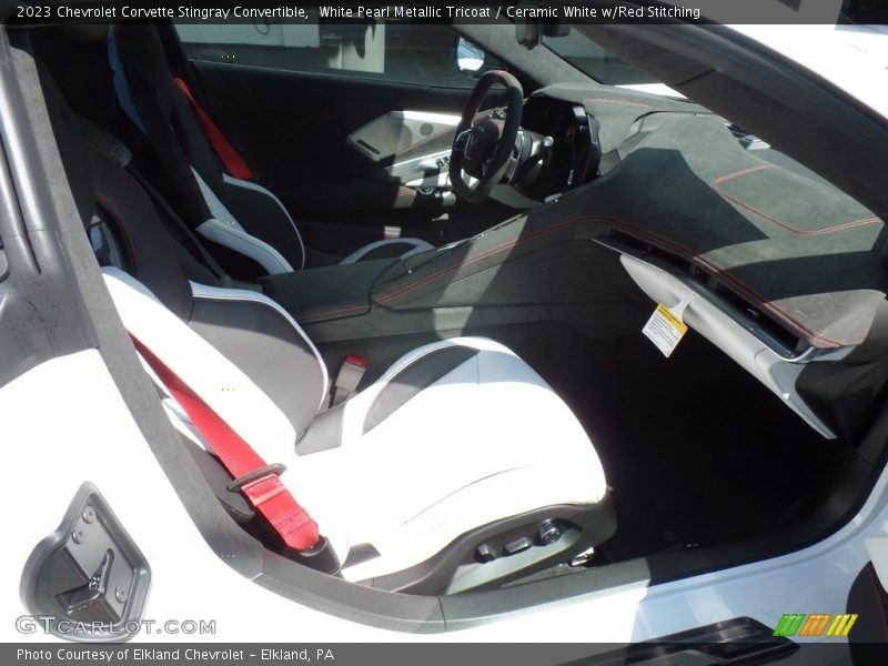 White Pearl Metallic Tricoat / Ceramic White w/Red Stitching 2023 Chevrolet Corvette Stingray Convertible