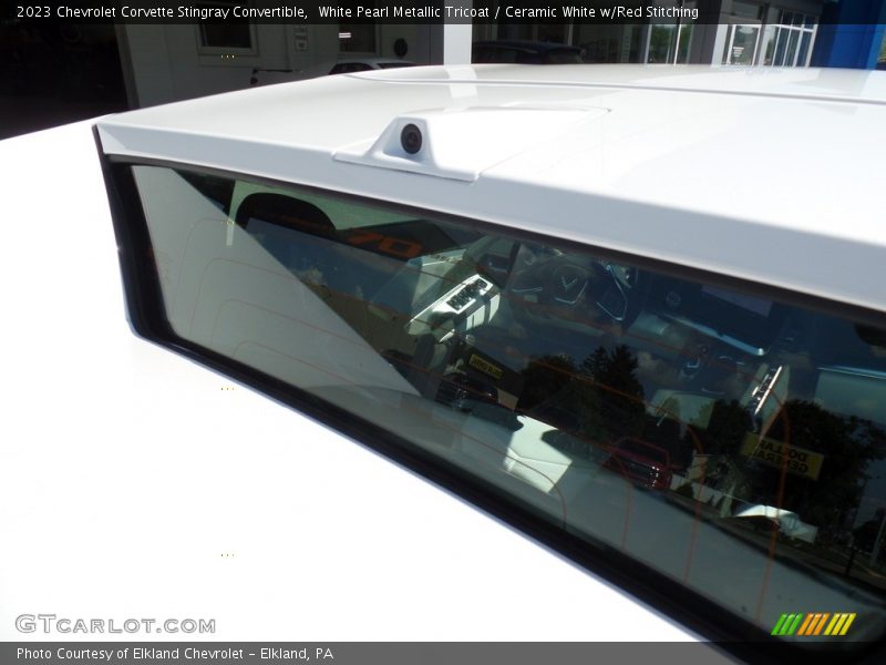 White Pearl Metallic Tricoat / Ceramic White w/Red Stitching 2023 Chevrolet Corvette Stingray Convertible
