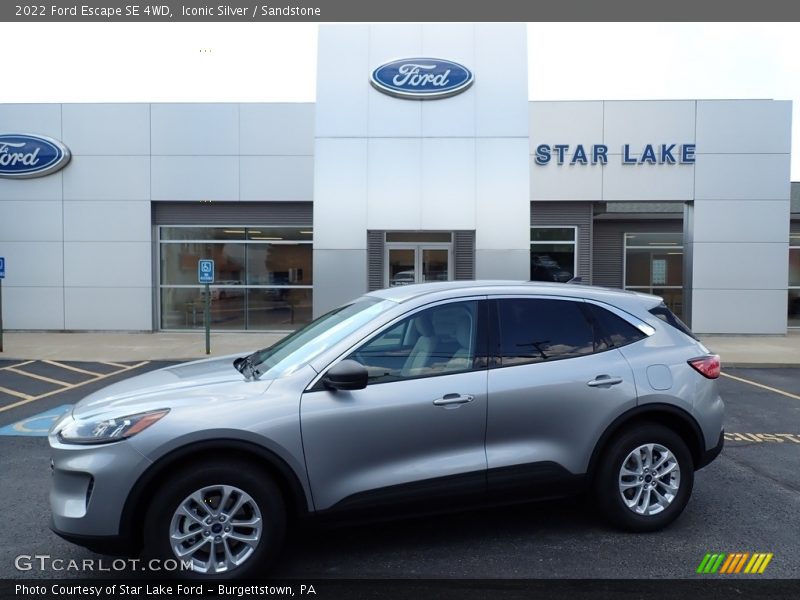 Iconic Silver / Sandstone 2022 Ford Escape SE 4WD