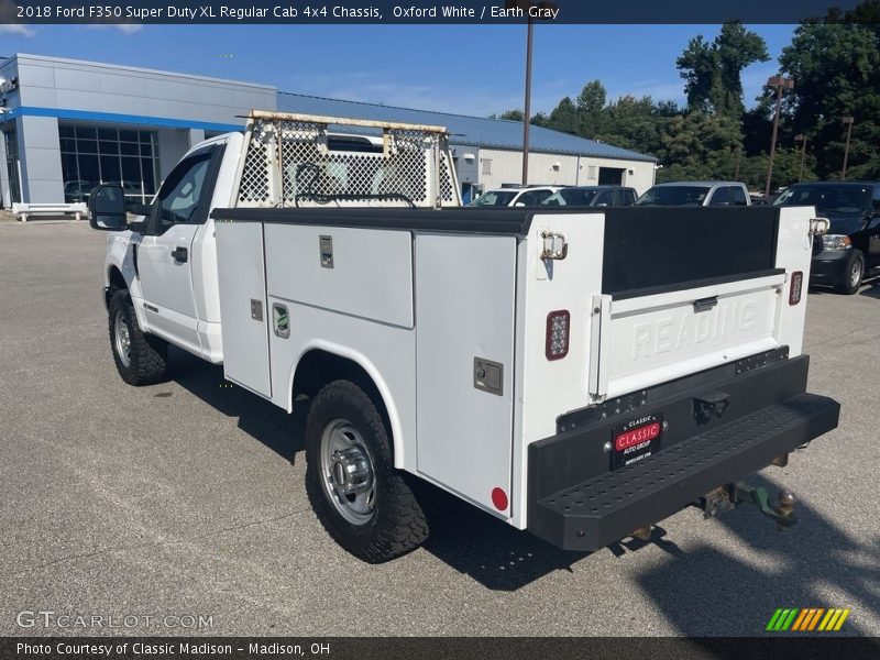 Oxford White / Earth Gray 2018 Ford F350 Super Duty XL Regular Cab 4x4 Chassis