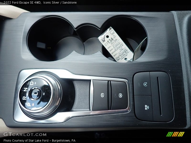 Iconic Silver / Sandstone 2022 Ford Escape SE 4WD