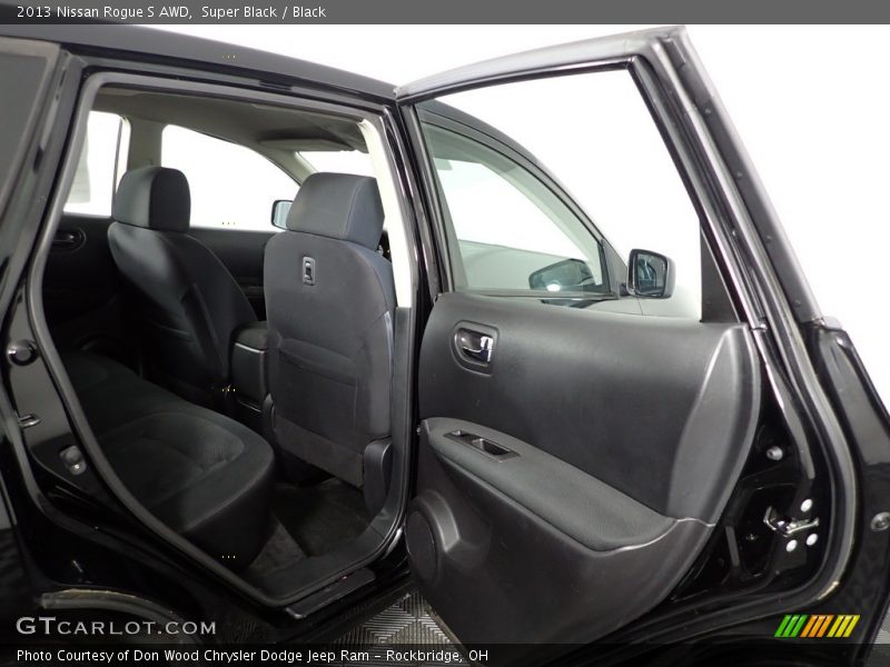 Super Black / Black 2013 Nissan Rogue S AWD