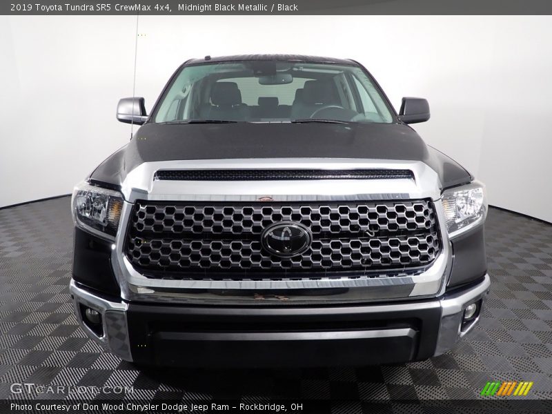 Midnight Black Metallic / Black 2019 Toyota Tundra SR5 CrewMax 4x4