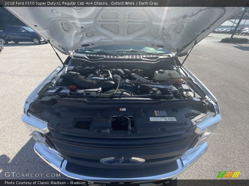 Oxford White / Earth Gray 2018 Ford F350 Super Duty XL Regular Cab 4x4 Chassis