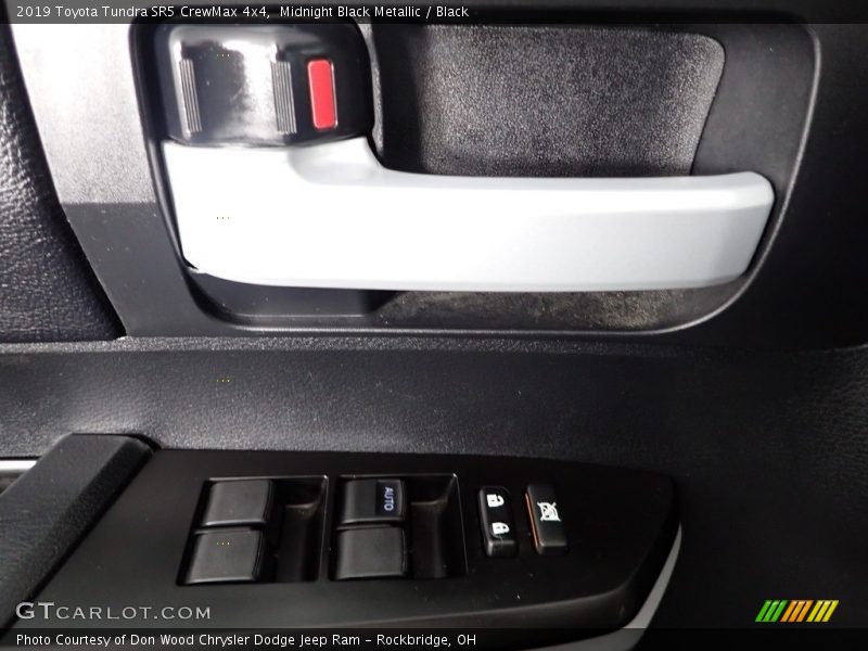 Midnight Black Metallic / Black 2019 Toyota Tundra SR5 CrewMax 4x4