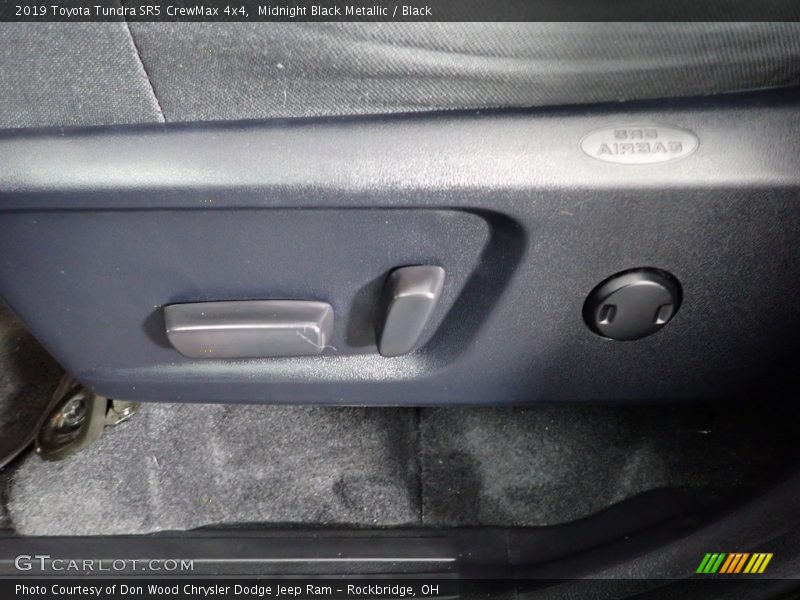 Midnight Black Metallic / Black 2019 Toyota Tundra SR5 CrewMax 4x4