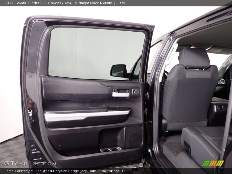 Midnight Black Metallic / Black 2019 Toyota Tundra SR5 CrewMax 4x4