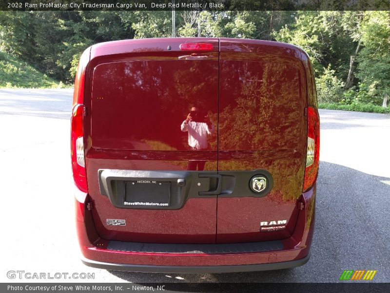 Deep Red Metallic / Black 2022 Ram ProMaster City Tradesman Cargo Van
