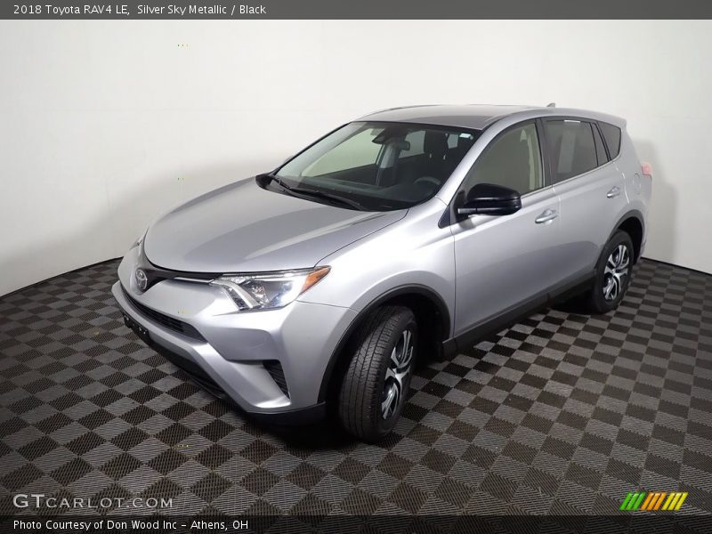 Silver Sky Metallic / Black 2018 Toyota RAV4 LE