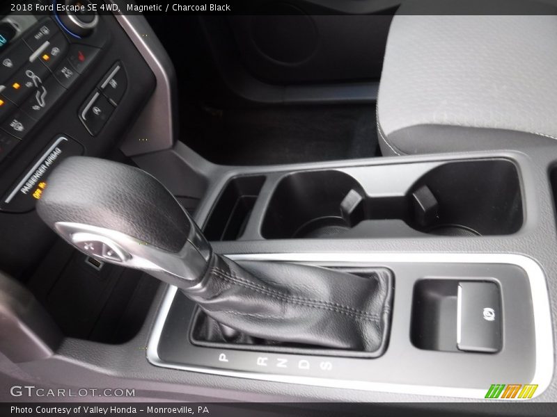 Magnetic / Charcoal Black 2018 Ford Escape SE 4WD