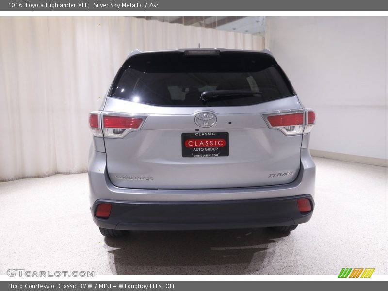 Silver Sky Metallic / Ash 2016 Toyota Highlander XLE