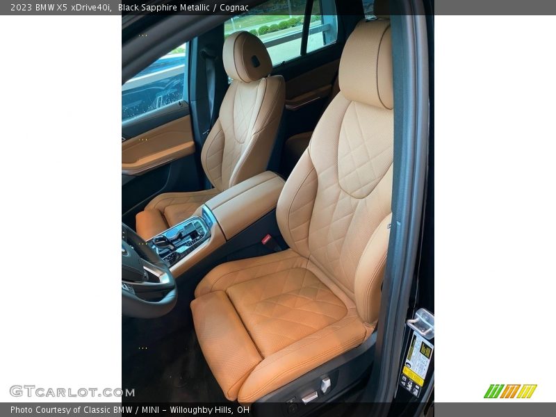 Black Sapphire Metallic / Cognac 2023 BMW X5 xDrive40i