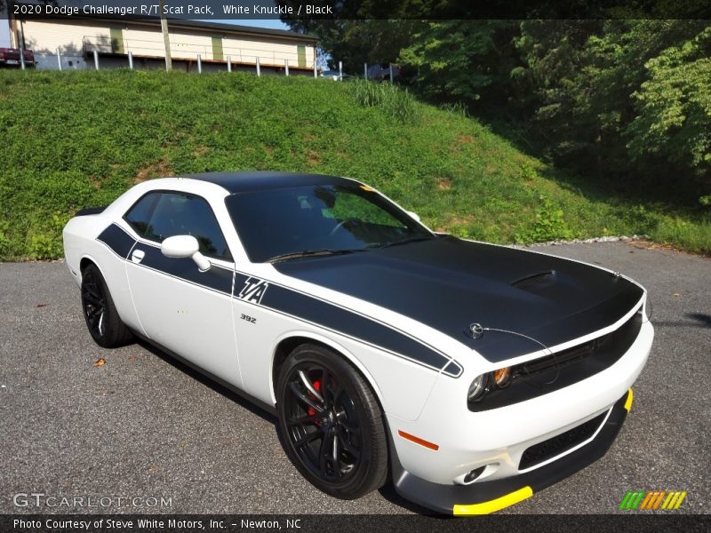 Front 3/4 View of 2020 Challenger R/T Scat Pack