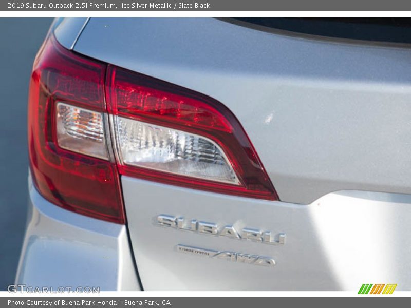 Ice Silver Metallic / Slate Black 2019 Subaru Outback 2.5i Premium