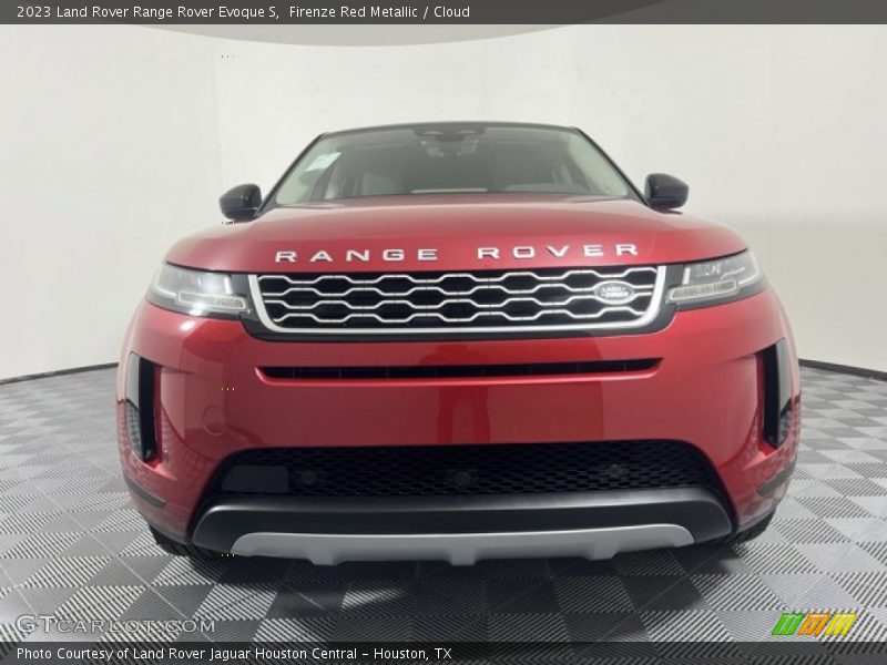 Firenze Red Metallic / Cloud 2023 Land Rover Range Rover Evoque S