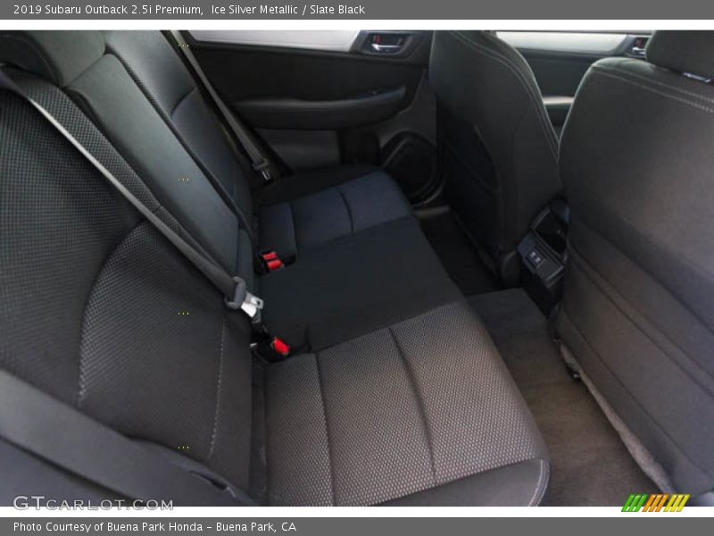 Ice Silver Metallic / Slate Black 2019 Subaru Outback 2.5i Premium