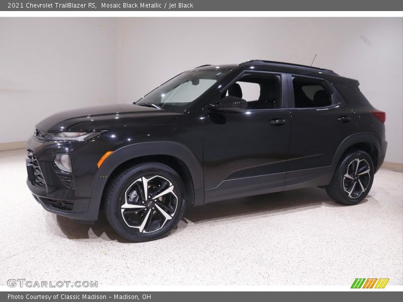 Mosaic Black Metallic / Jet Black 2021 Chevrolet TrailBlazer RS