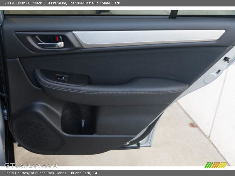 Ice Silver Metallic / Slate Black 2019 Subaru Outback 2.5i Premium