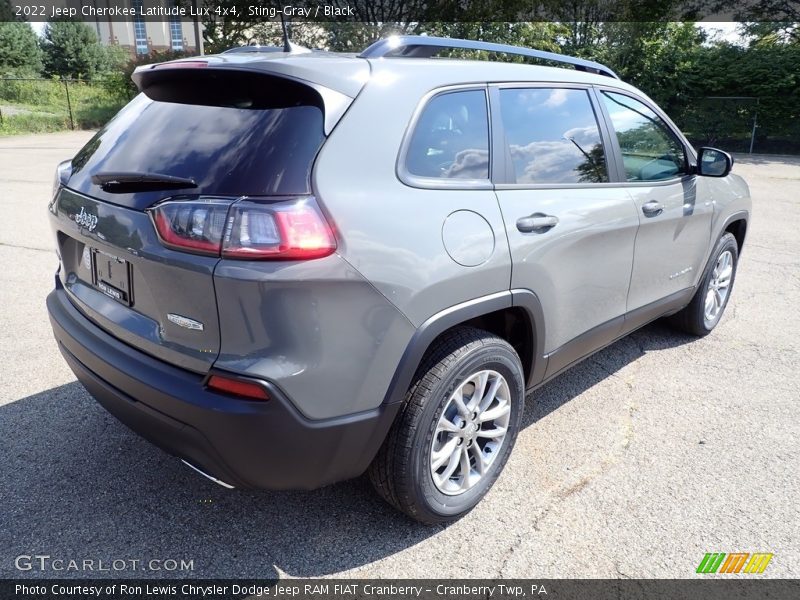 Sting-Gray / Black 2022 Jeep Cherokee Latitude Lux 4x4
