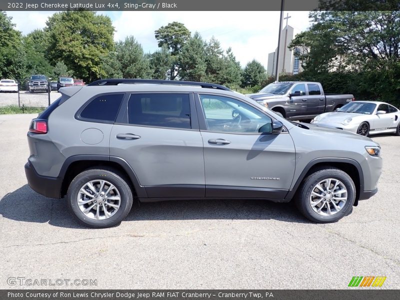 Sting-Gray / Black 2022 Jeep Cherokee Latitude Lux 4x4