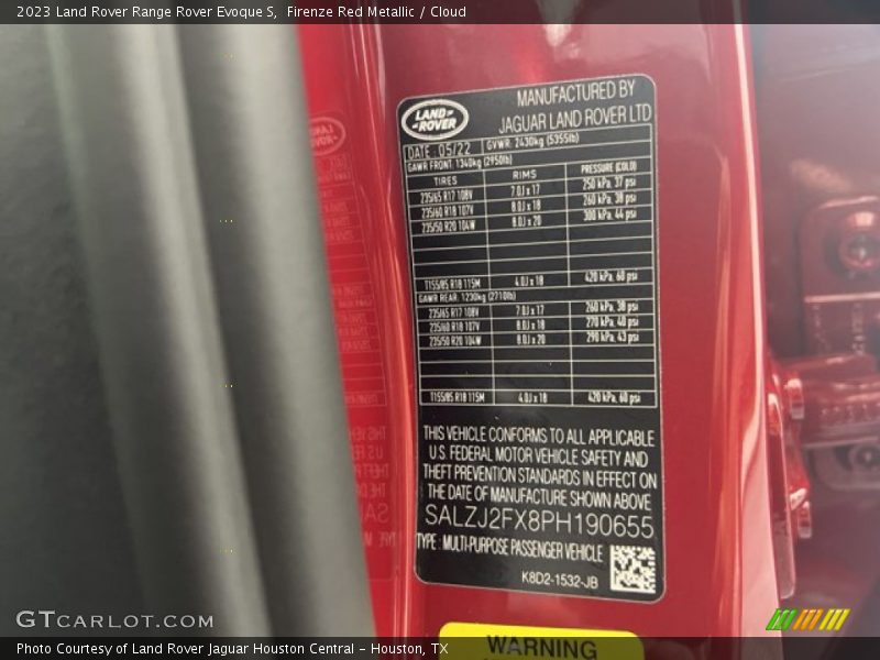 Firenze Red Metallic / Cloud 2023 Land Rover Range Rover Evoque S