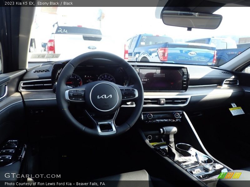 Dashboard of 2023 K5 EX
