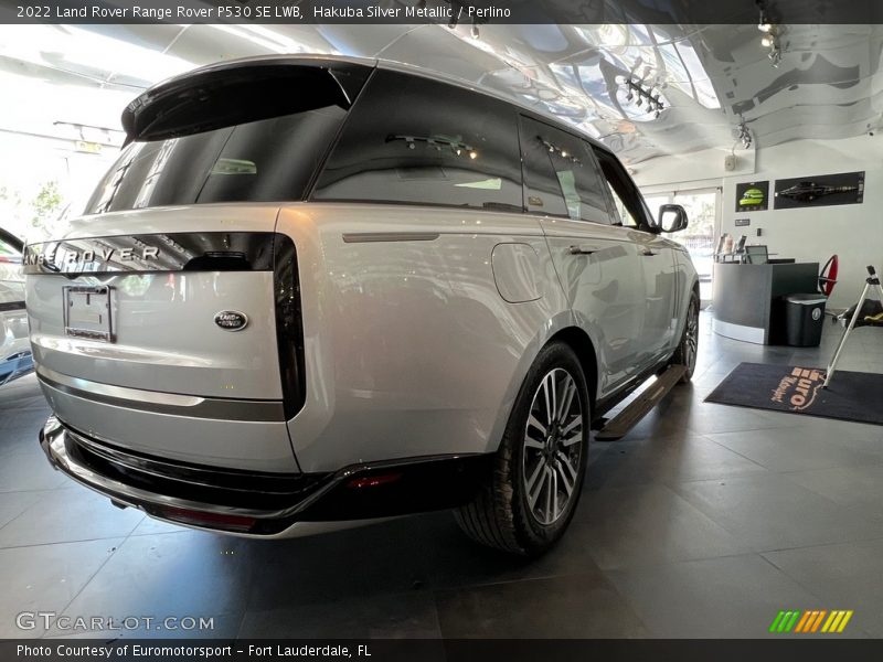 Hakuba Silver Metallic / Perlino 2022 Land Rover Range Rover P530 SE LWB