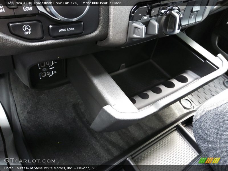 Patriot Blue Pearl / Black 2022 Ram 1500 Tradesman Crew Cab 4x4