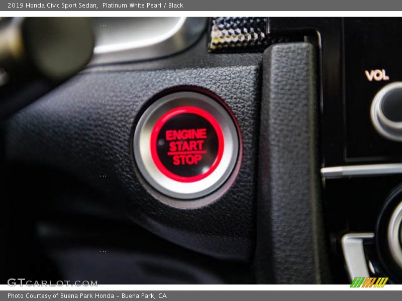 Platinum White Pearl / Black 2019 Honda Civic Sport Sedan