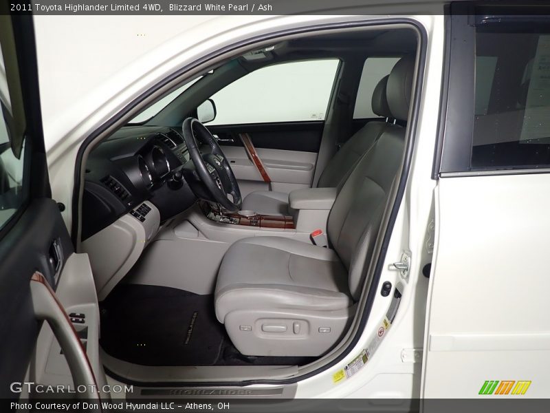 Blizzard White Pearl / Ash 2011 Toyota Highlander Limited 4WD