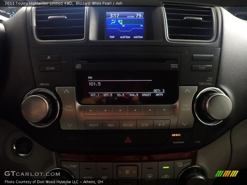 Blizzard White Pearl / Ash 2011 Toyota Highlander Limited 4WD