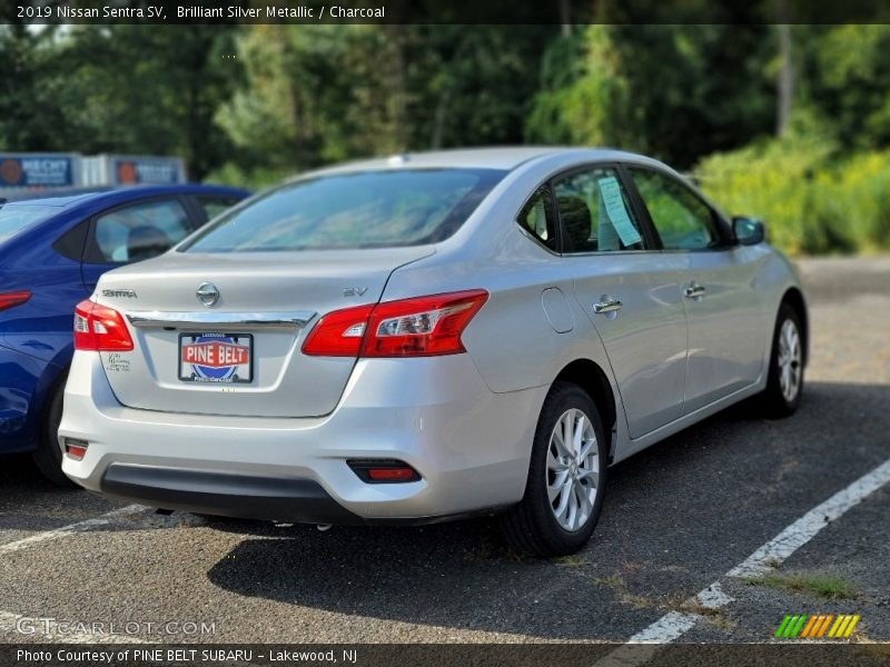 Brilliant Silver Metallic / Charcoal 2019 Nissan Sentra SV