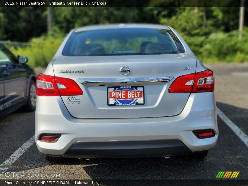 Brilliant Silver Metallic / Charcoal 2019 Nissan Sentra SV