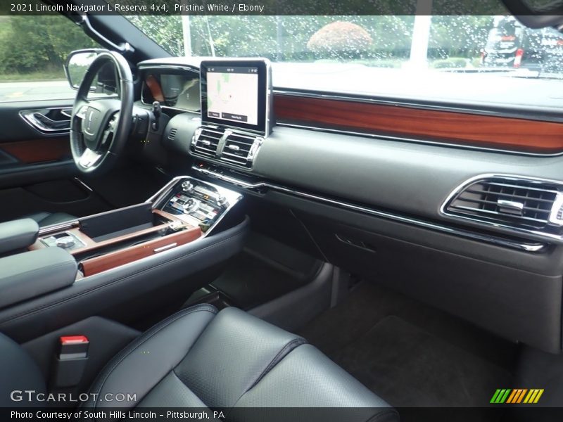 Dashboard of 2021 Navigator L Reserve 4x4