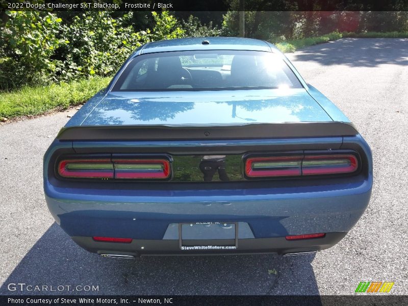 Frostbite / Black 2022 Dodge Challenger SXT Blacktop