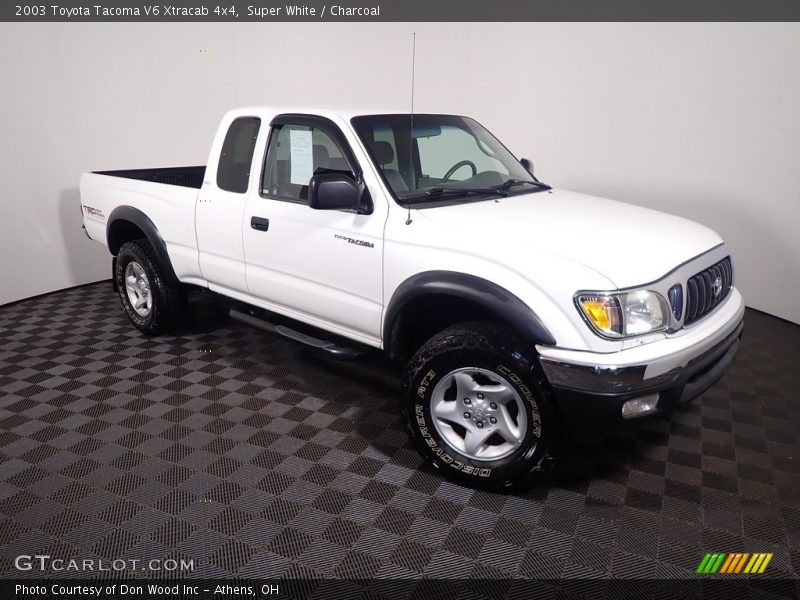 Super White / Charcoal 2003 Toyota Tacoma V6 Xtracab 4x4