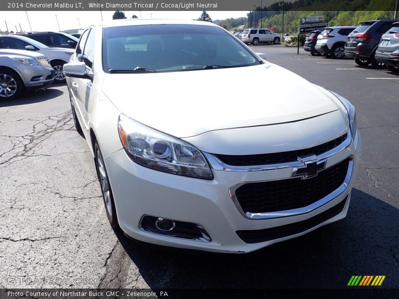 White Diamond Tricoat / Cocoa/Light Neutral 2014 Chevrolet Malibu LT